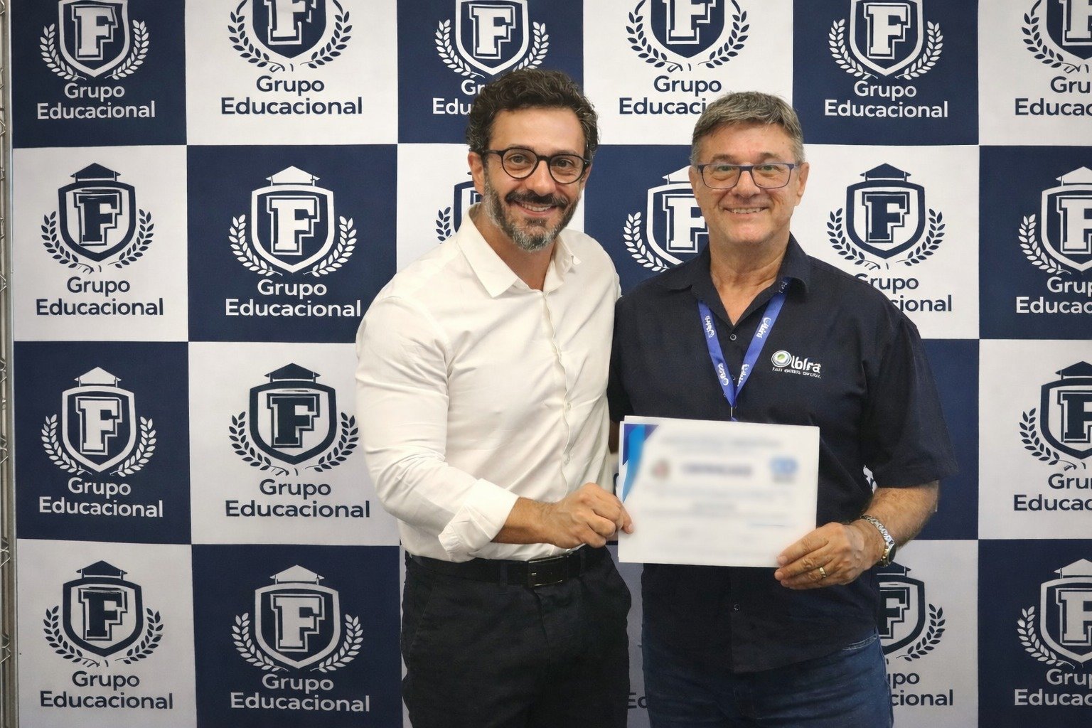 Você não precisa fazer isso sozinho - Centro Educacional F